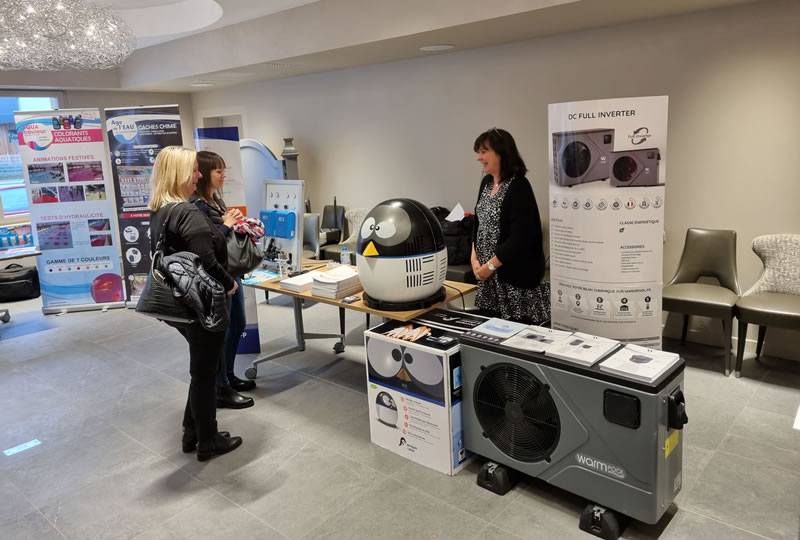 Penguin4Pool Gallery Photo 16