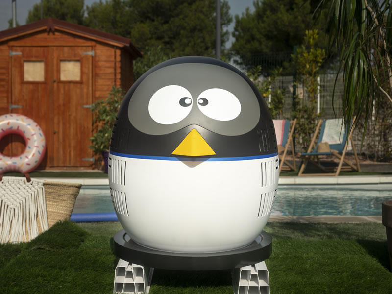 Penguin4Pool Gallery Photo 11